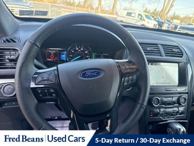 Certified 2018 Ford Explorer XLT w/ Equipment Group 202A AWD/4WD image 21