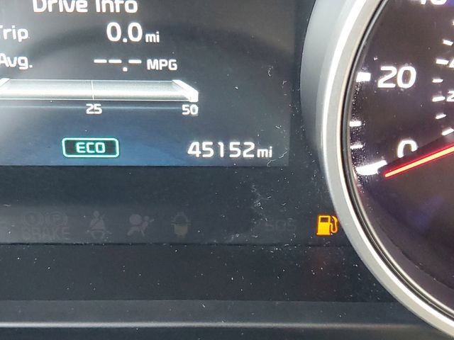 Used 2022 Kia Carnival LX w/ Paint Protection Package image 25