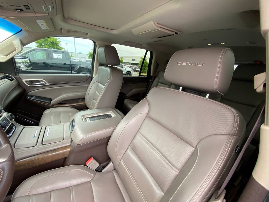 Used 2018 GMC Yukon Denali w/ Open Road Package AWD/4WD image 21