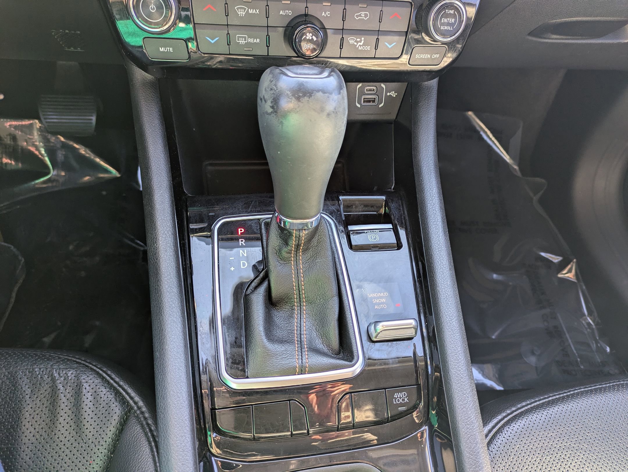 Used 2022 Jeep Compass Limited w/ Elite Group image 23