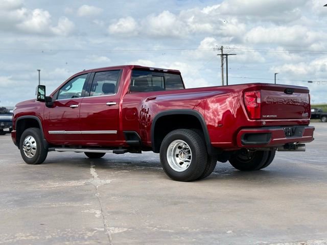 Used 2024 Chevrolet Silverado 3500 High Country image 3