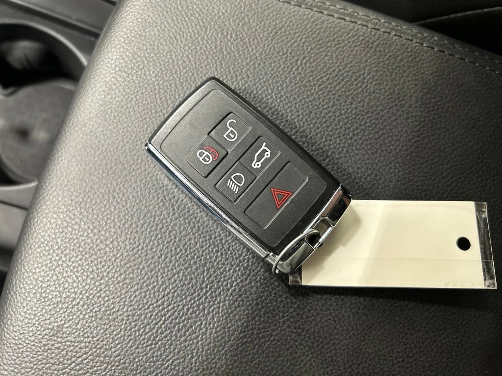Used 2021 Jaguar F-PACE S AWD/4WD image 27