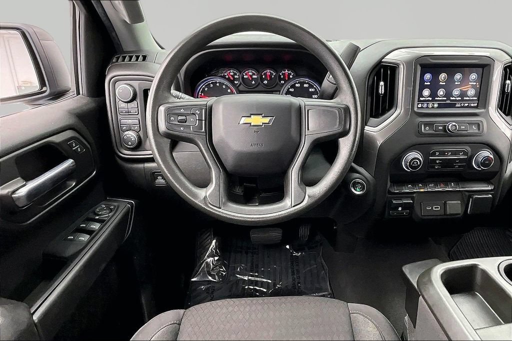 Used 2023 Chevrolet Silverado 1500 Custom w/ LPO, Dark Essentials Package AWD/4WD image 5