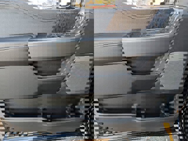 Certified 2024 Ford F250 Lariat w/ Chrome Package image 11