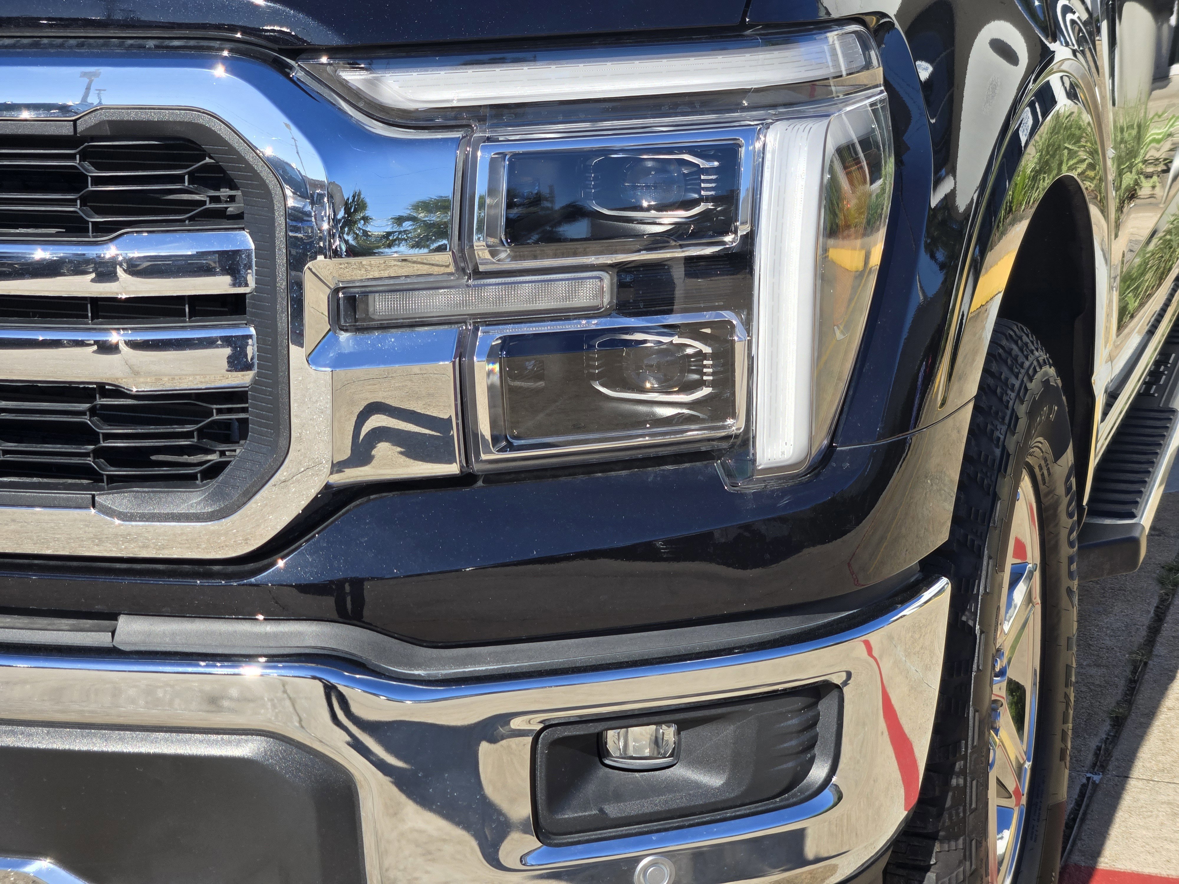 Certified 2025 Ford F150 Lariat image 6