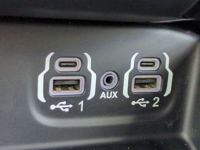 Used 2024 RAM 2500 Limited image 25