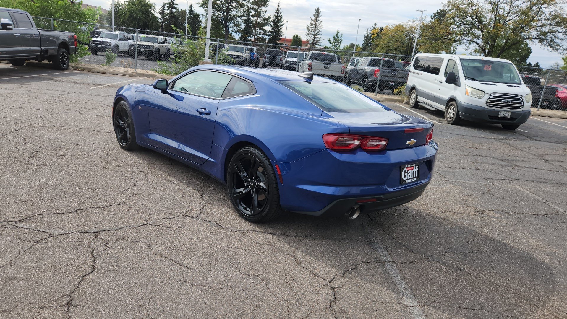 Used 2020 Chevrolet Camaro LT RWD image 9