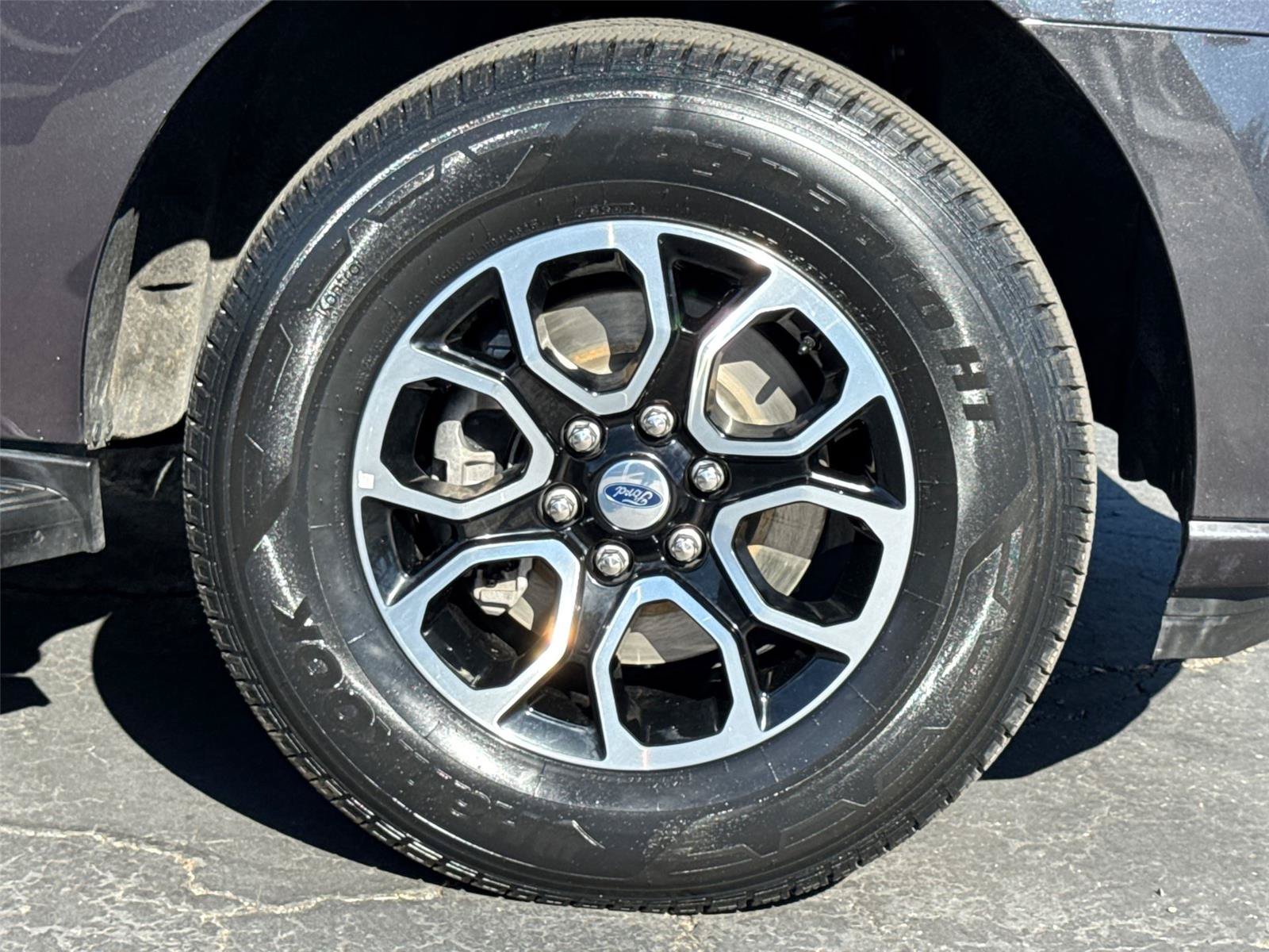 Certified 2024 Ford Expedition XLT AWD/4WD image 6
