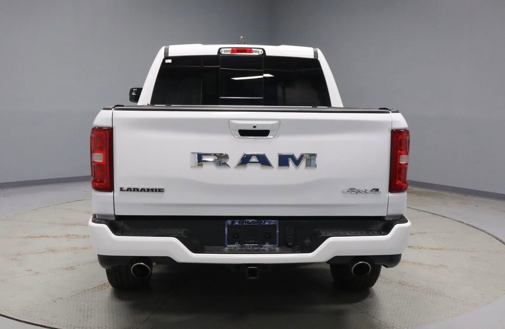 Used 2025 RAM 1500 Laramie w/ Sport Appearance Package AWD/4WD image 11