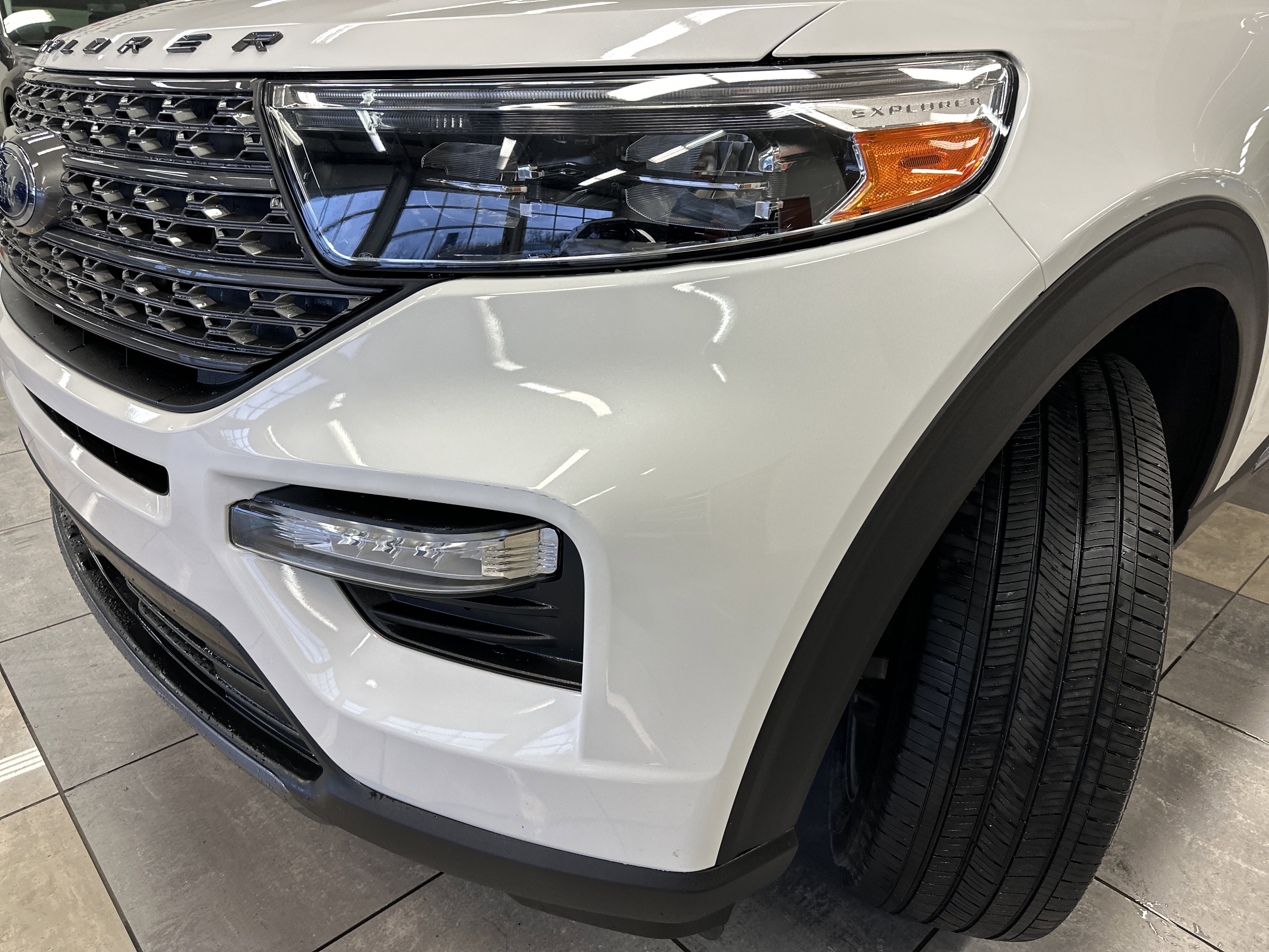 Certified 2023 Ford Explorer XLT w/ Equipment Group 202A image 18