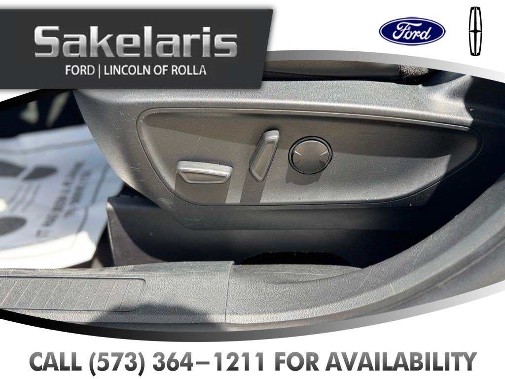 Certified 2025 Ford Escape ST-Line AWD/4WD image 13