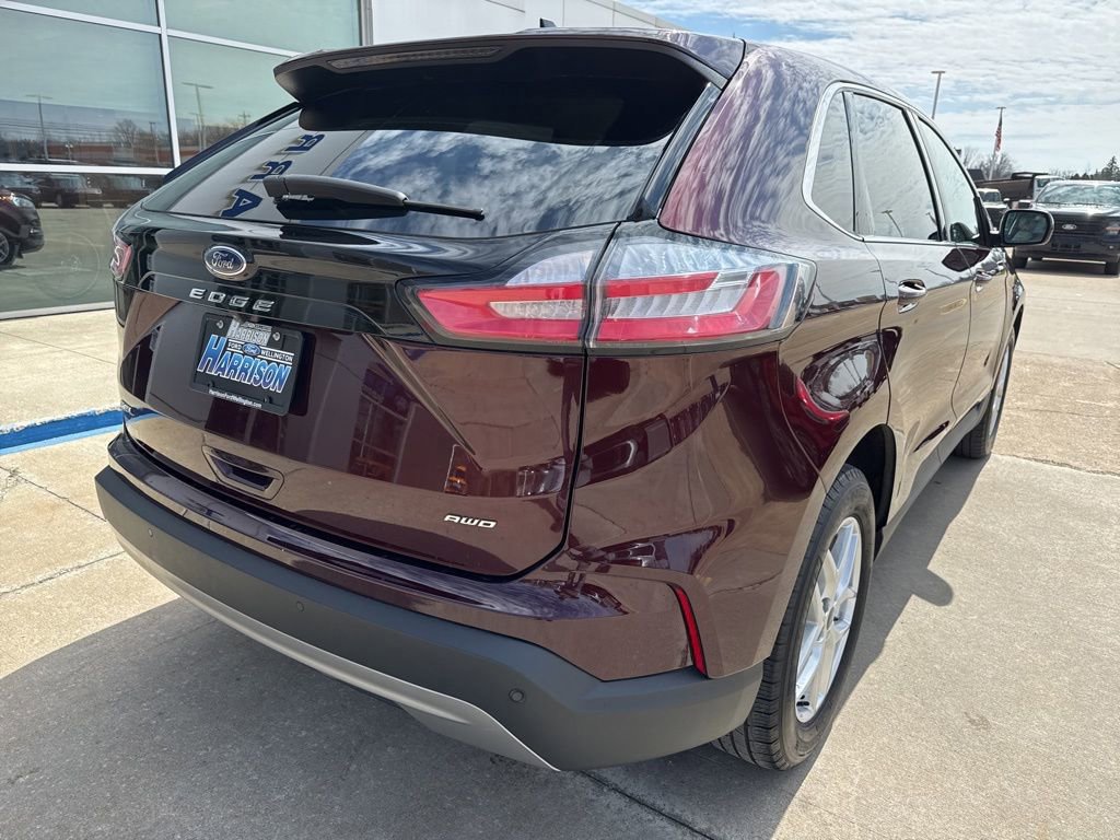 Certified 2023 Ford Edge SEL w/ Convenience Package AWD/4WD image 5
