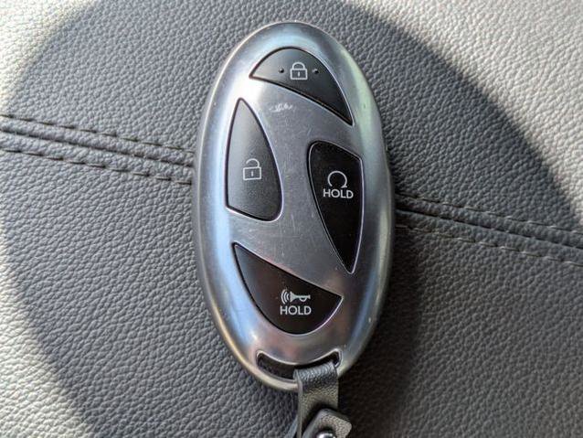 Used 2025 Hyundai Santa Cruz SEL FWD image 28