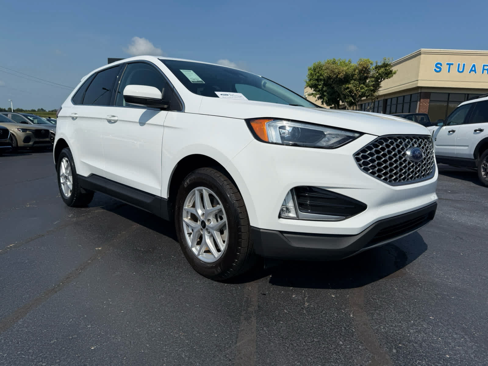Certified 2024 Ford Edge SEL w/ Convenience Package AWD/4WD image 1