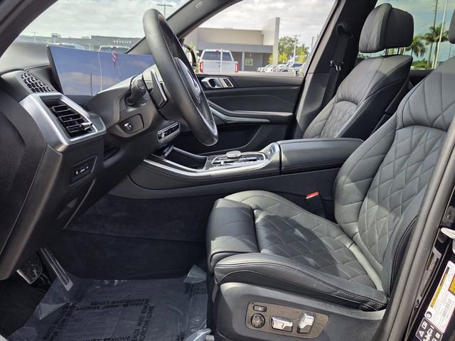 Used 2025 BMW X5 M60i w/ Parking Assistance Package AWD/4WD image 12
