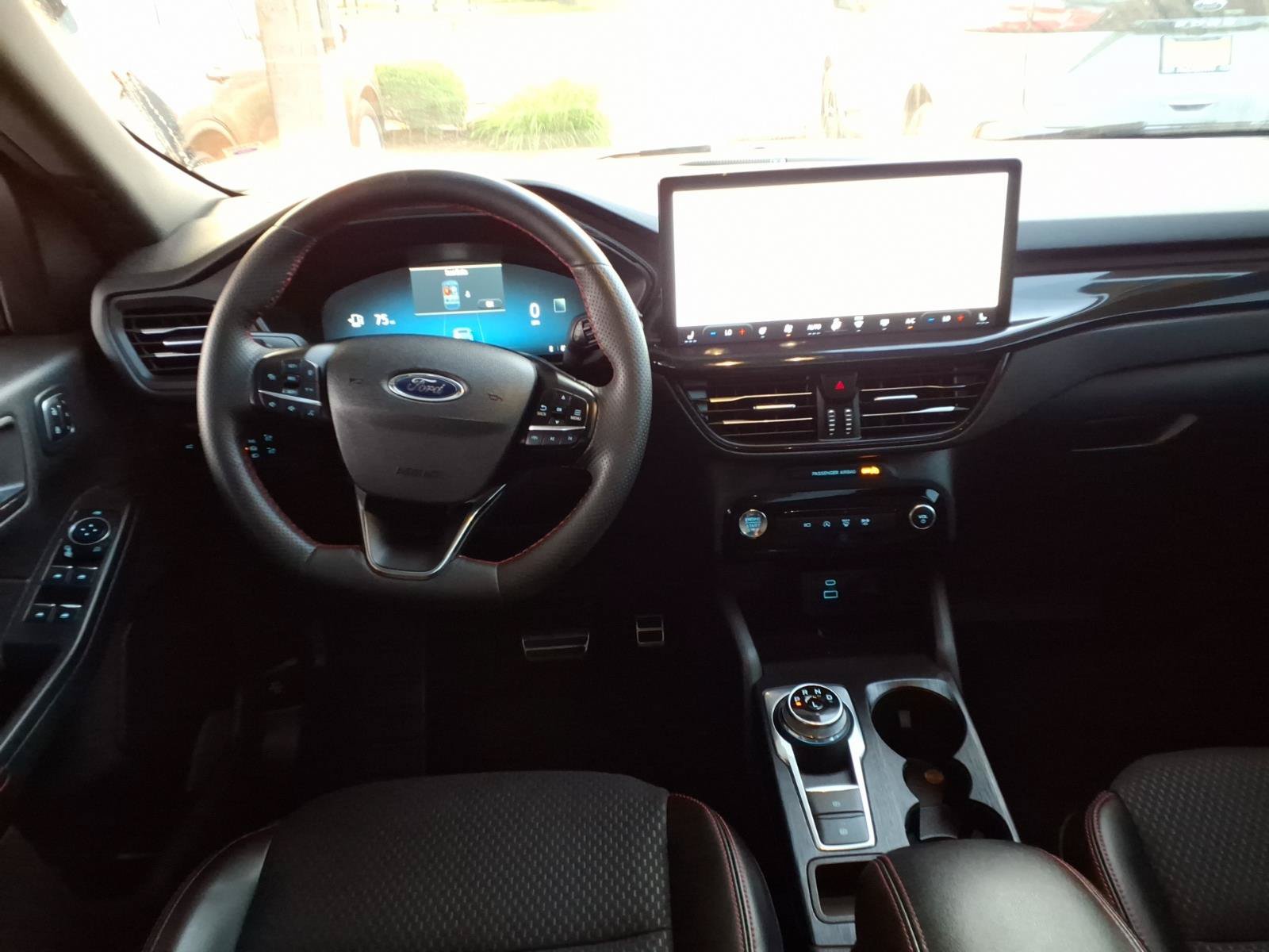 Certified 2023 Ford Escape ST-Line Select w/ Tech Pack #2 AWD/4WD image 15