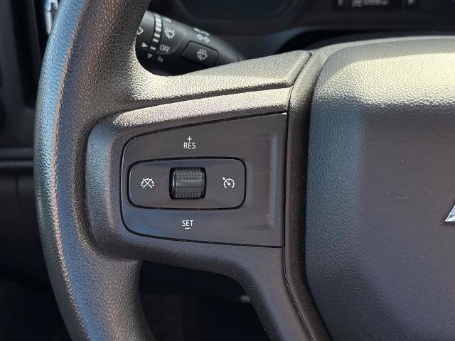 Used 2020 Chevrolet Silverado 1500 Custom w/ Custom Value Package AWD/4WD image 17