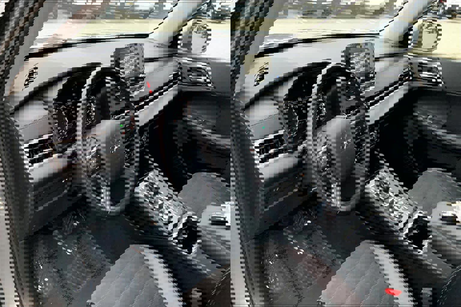 Used 2024 Mitsubishi Outlander SE image 16