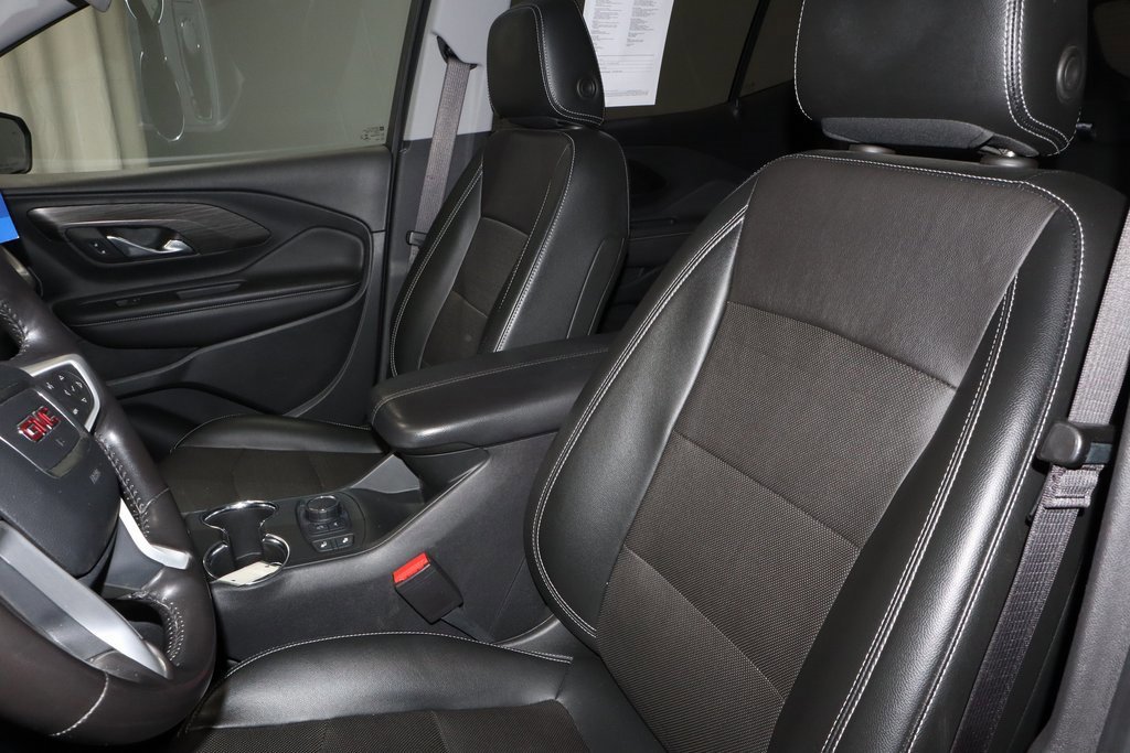 Used 2022 GMC Terrain SLT image 25