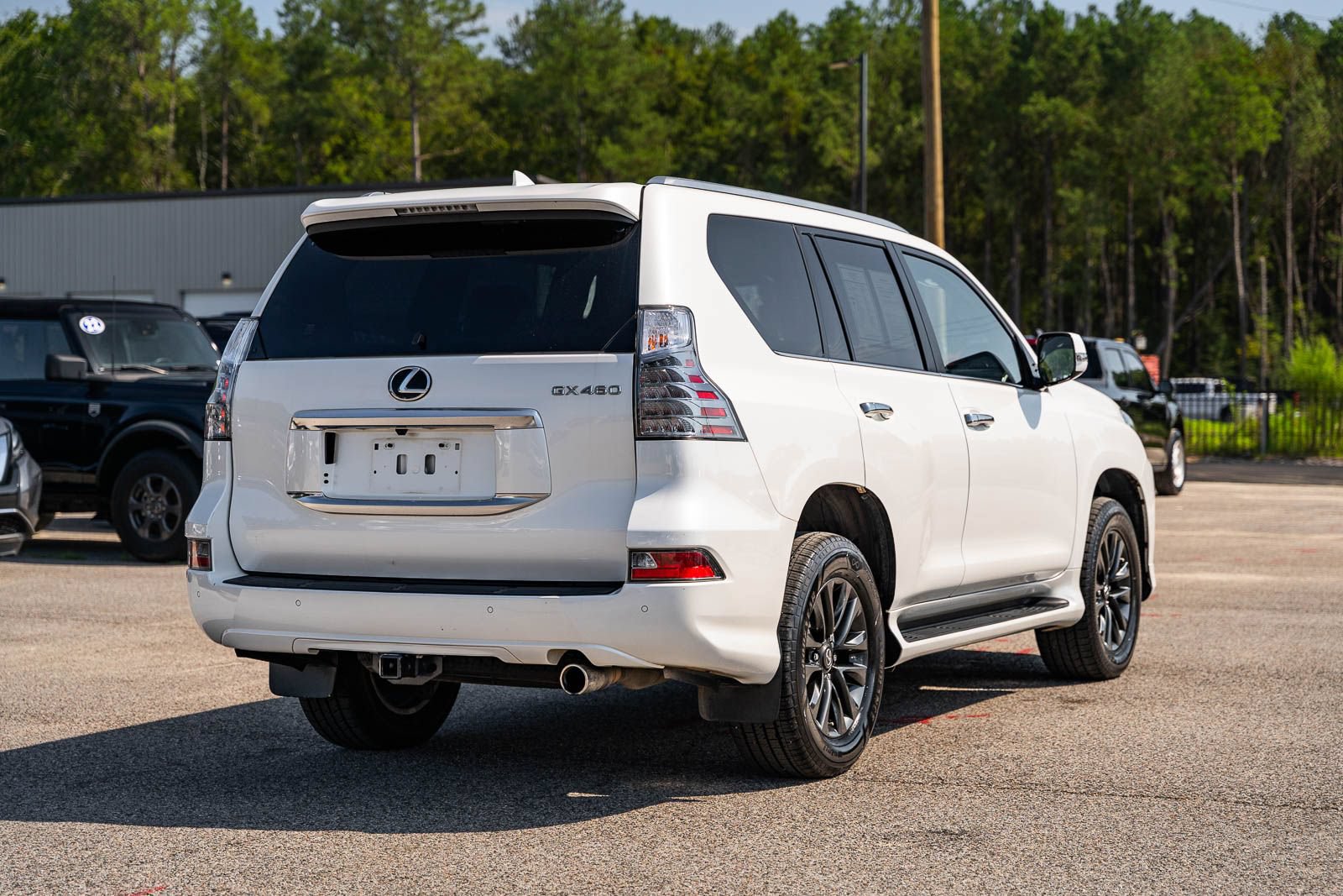 Used 2023 Lexus GX 460 Premium w/ Premium Package AWD/4WD image 7