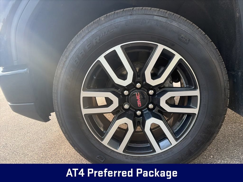 Used 2024 GMC Sierra 1500 AT4 w/ AT4 Preferred Package AWD/4WD image 4