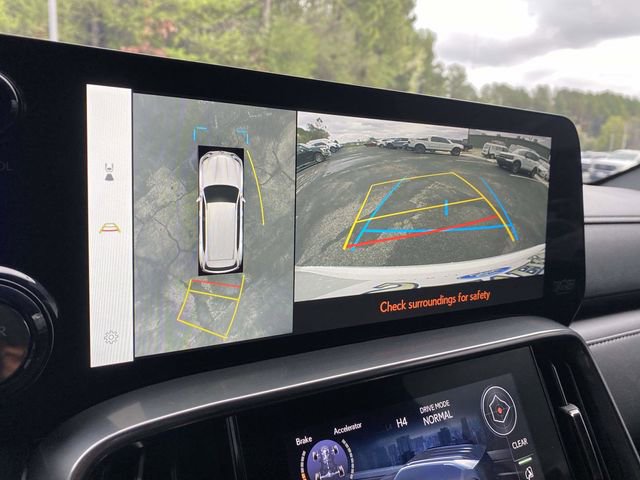 Used 2025 Lexus LX 700h Luxury w/ Appearance Package image 35