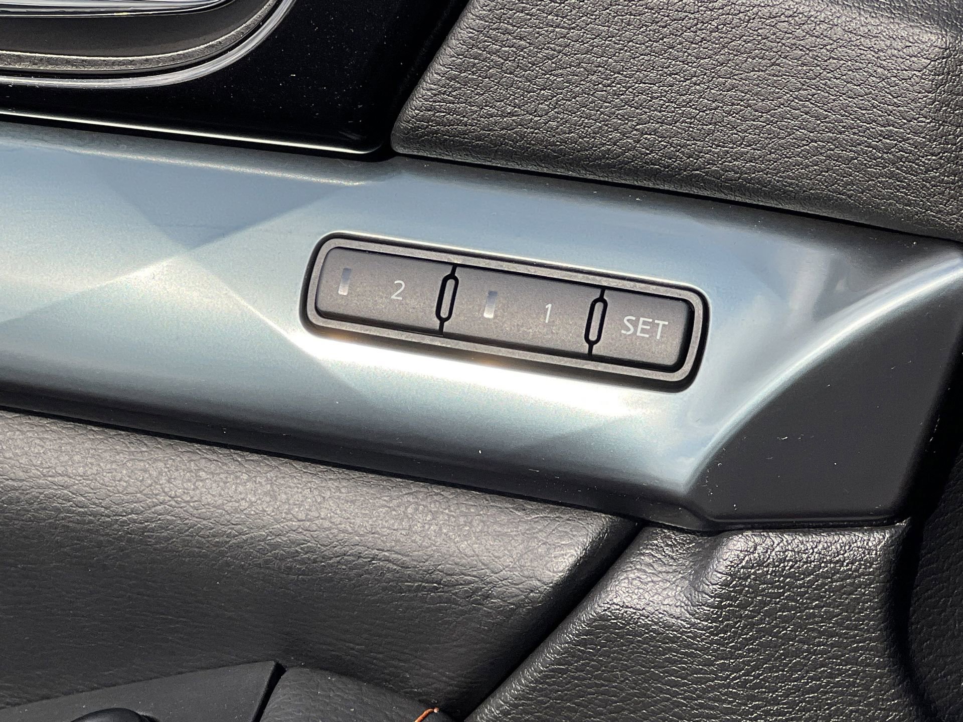 Used 2021 Nissan Maxima SR w/ Sport Mat Group image 20