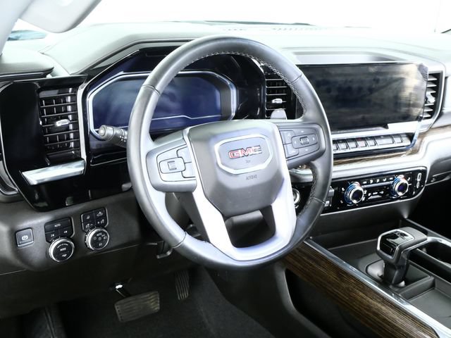 Used 2025 GMC Sierra 1500 Elevation w/ Elevation Premium Package AWD/4WD image 17
