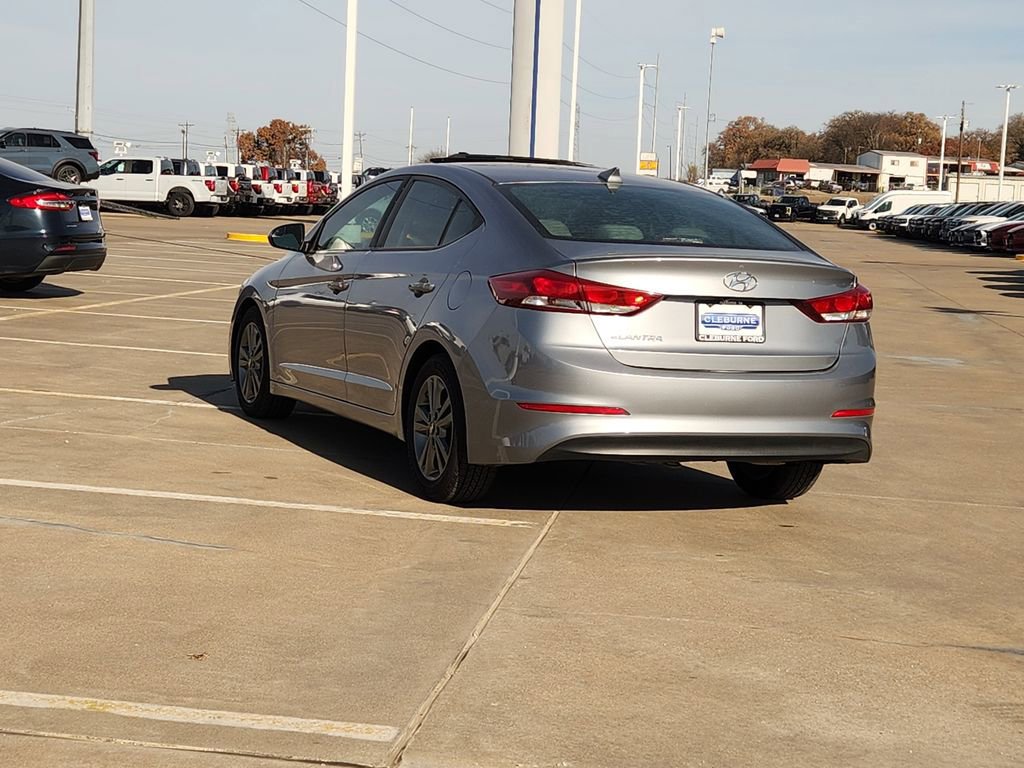 Used 2017 Hyundai Elantra SE image 3