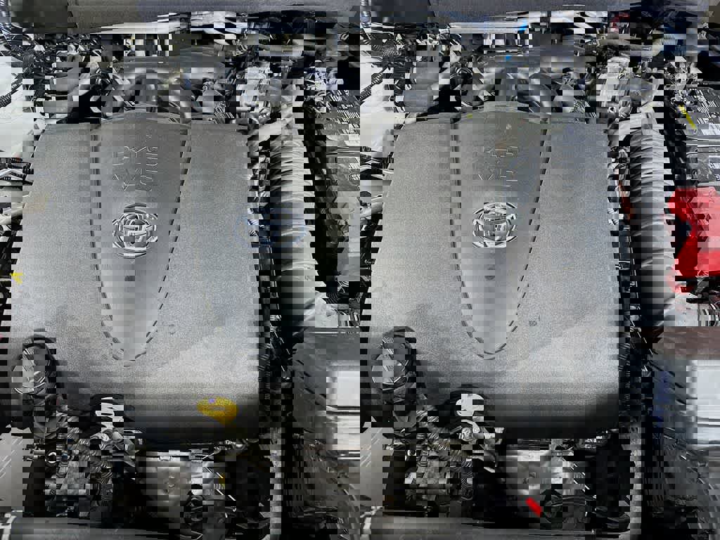 Used 2020 Toyota Highlander L image 12