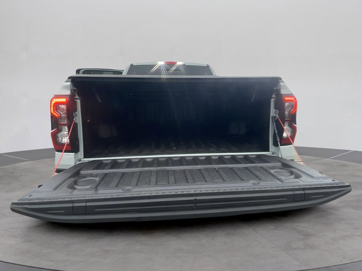 Certified 2024 Ford Ranger Lariat w/ Advanced Towing Package image 23