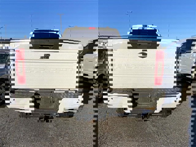 Certified 2022 Ford F350 Lariat w/ Black Appearance Package image 9