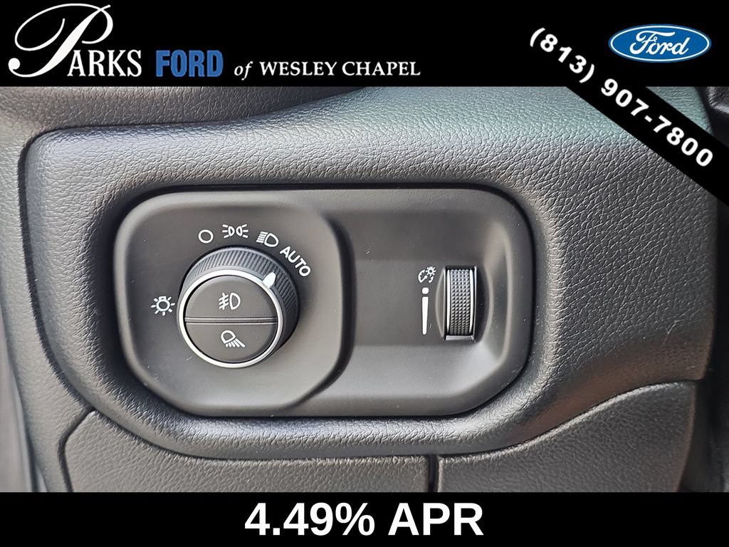 Used 2020 RAM 1500 2WD Crew Cab image 25