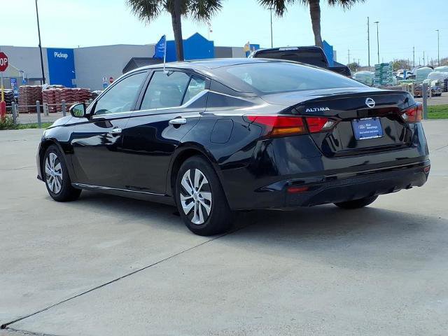Used 2022 Nissan Altima 2.5 S image 3