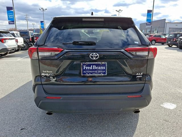 Used 2024 Toyota RAV4 XLE image 10