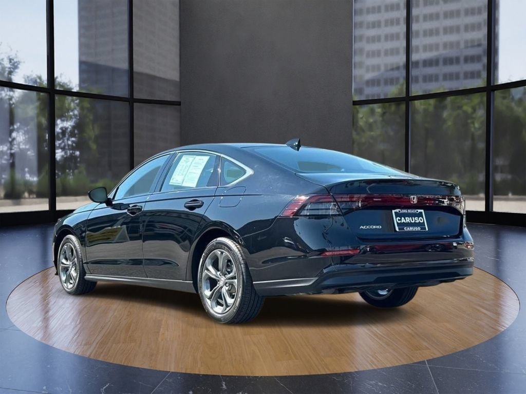Used 2023 Honda Accord EX image 6