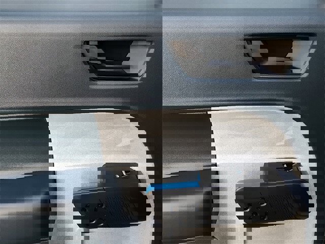 Certified 2025 Ford Maverick XLT w/ XLT Luxury Package image 26