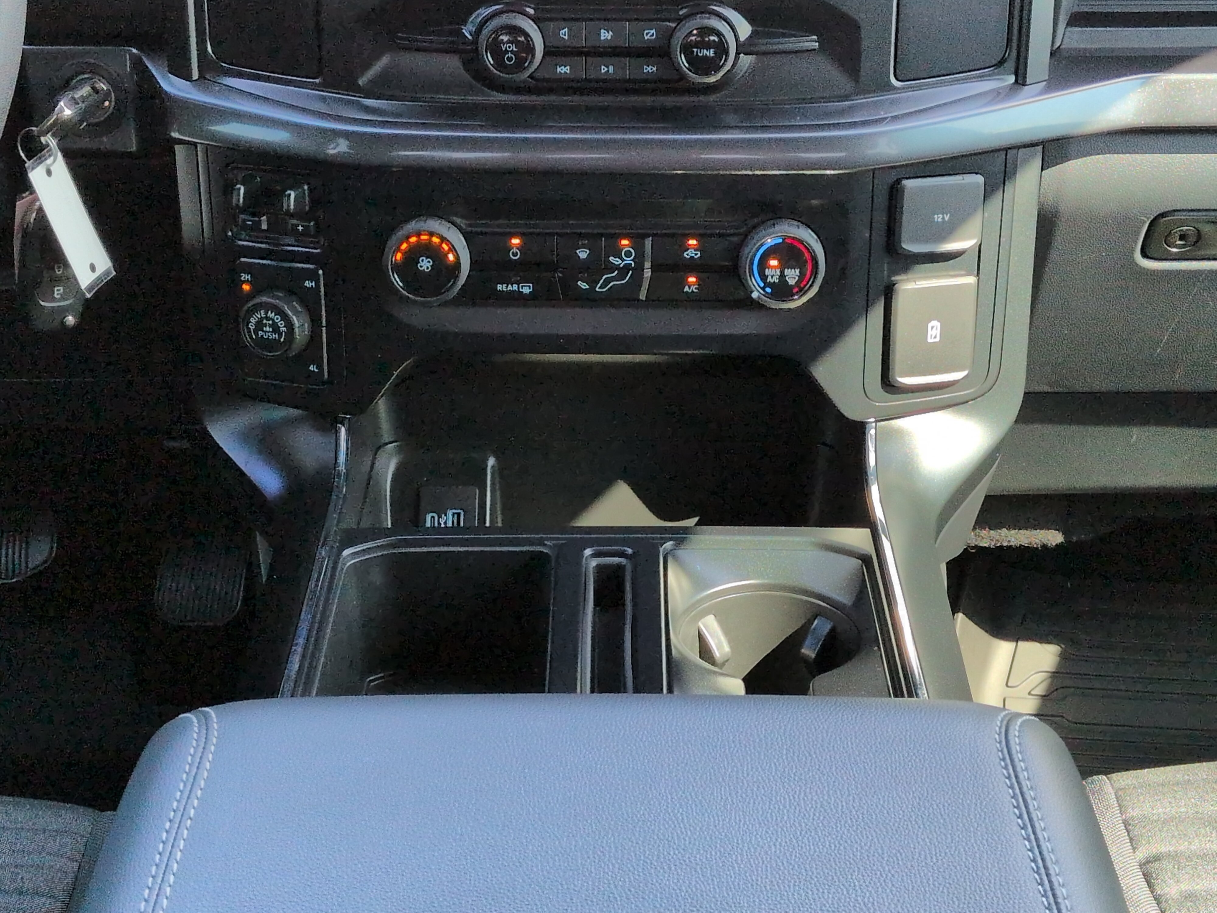 Certified 2023 Ford F150 XL w/ STX Appearance Package AWD/4WD image 17