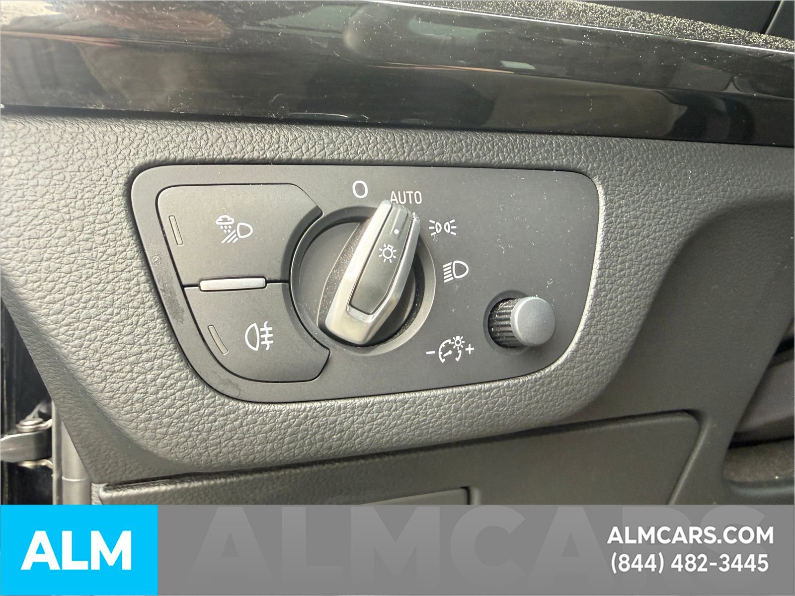 Used 2020 Audi Q5 2.0T Premium w/ Convenience Package AWD/4WD image 28