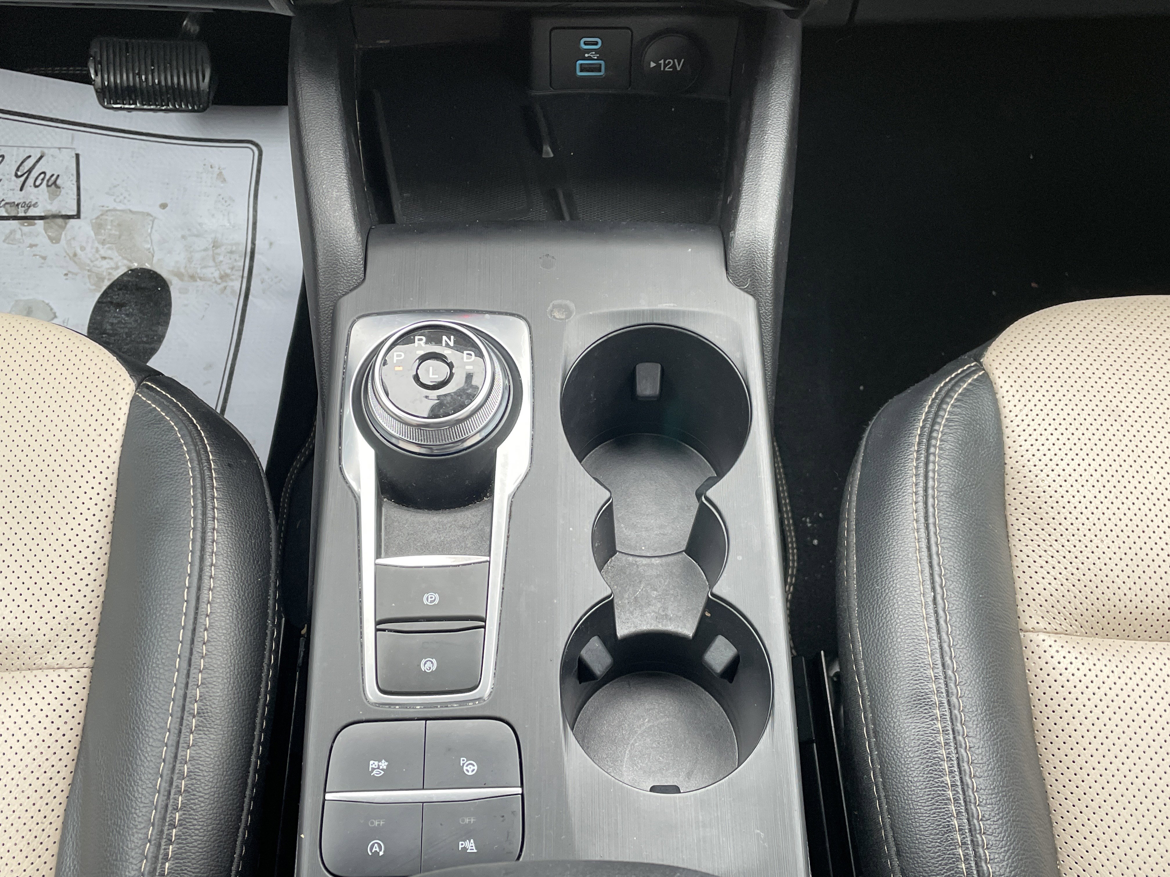 Certified 2022 Ford Escape Titanium w/ Titanium Elite Package image 30