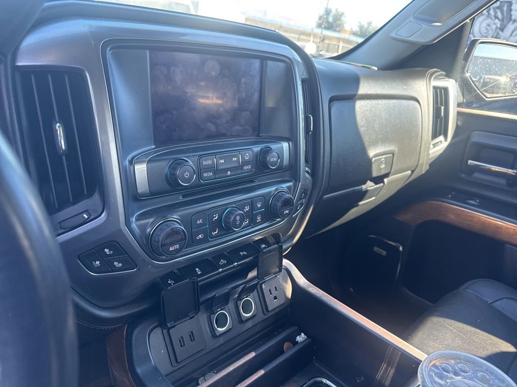 Used 2017 Chevrolet Silverado 1500 LTZ w/ LTZ Plus Package image 13