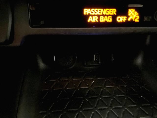Used 2019 Toyota RAV4 LE w/ All Weather Liner Package AWD/4WD image 31