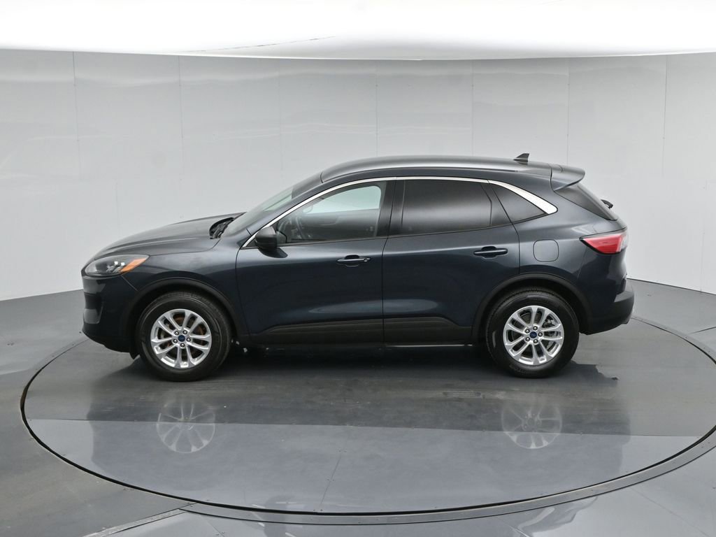 Certified 2022 Ford Escape SE w/ Cold Weather Package AWD/4WD image 26