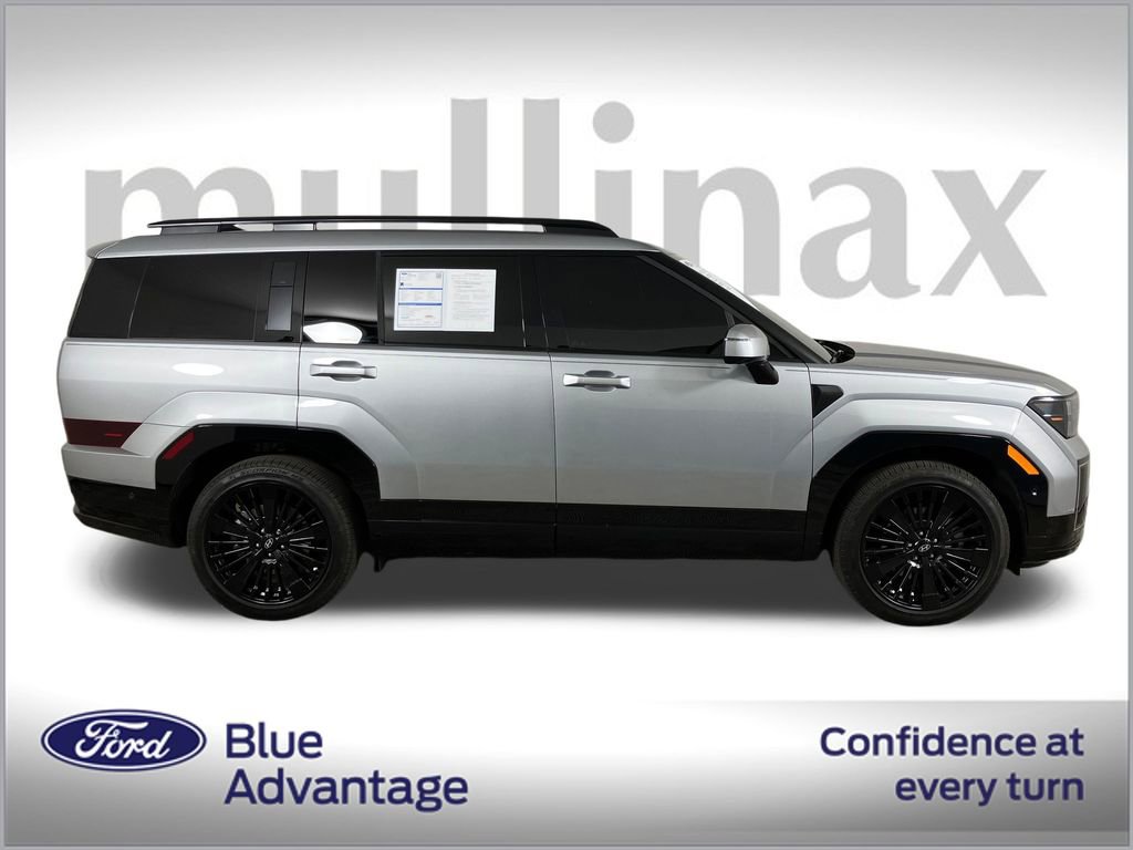 Used 2026 Hyundai Santa Fe Calligraphy image 2