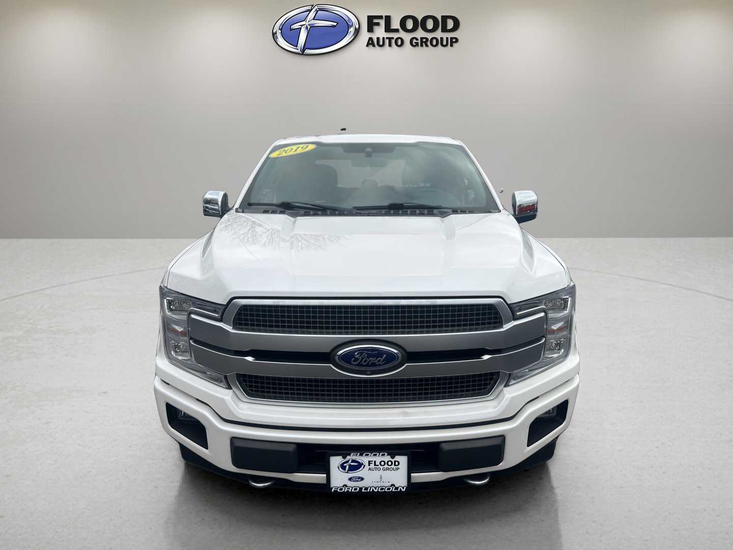 Certified 2019 Ford F150 Platinum w/ Equipment Group 701A Luxury image 2