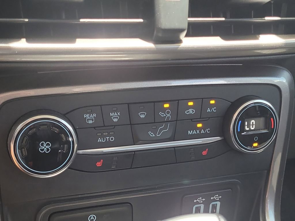 Certified 2020 Ford EcoSport SE w/ Interior Protection Package FWD image 22