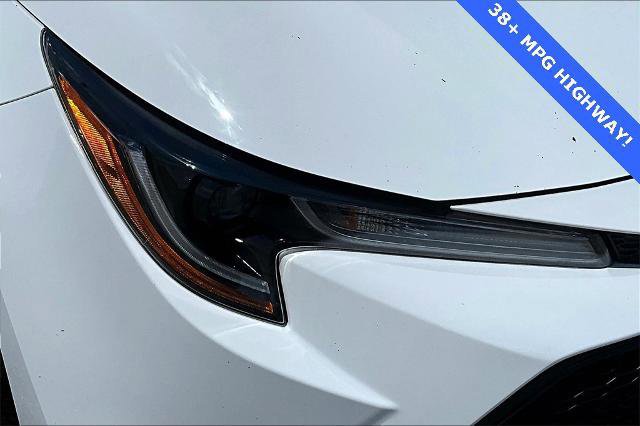 Used 2022 Toyota Corolla LE image 29