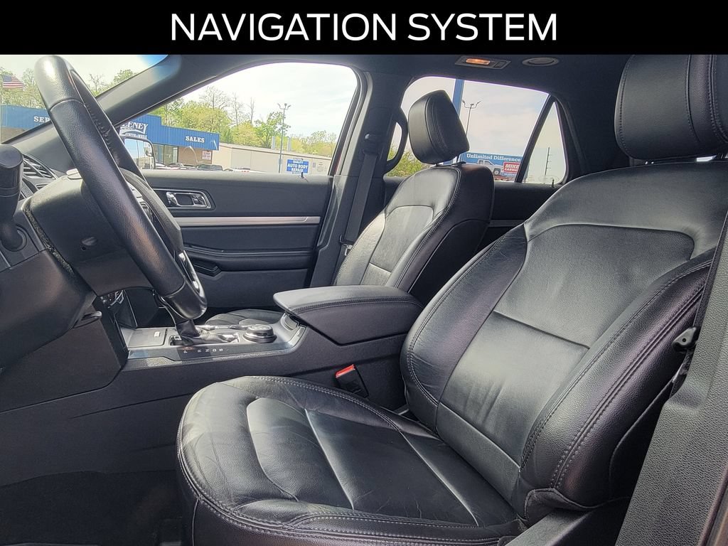 Certified 2018 Ford Explorer XLT w/ Equipment Group 202A AWD/4WD image 19