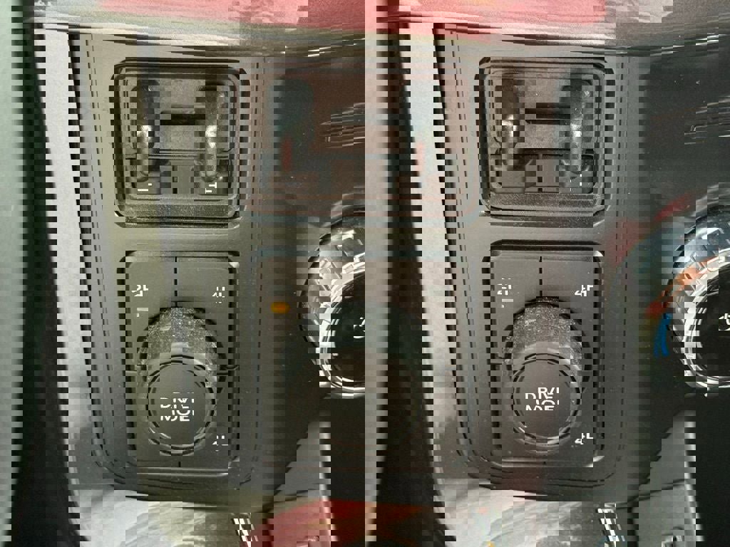 Certified 2022 Ford F150 XLT w/ Equipment Group 302A High image 34