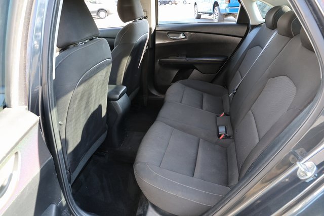 Used 2019 Kia Forte LXS image 17